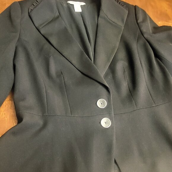 White House Black Market ~ Sz 10 ~ 2 Button Blazer / Jacket ~Excellent Condition - Picture 5 of 8